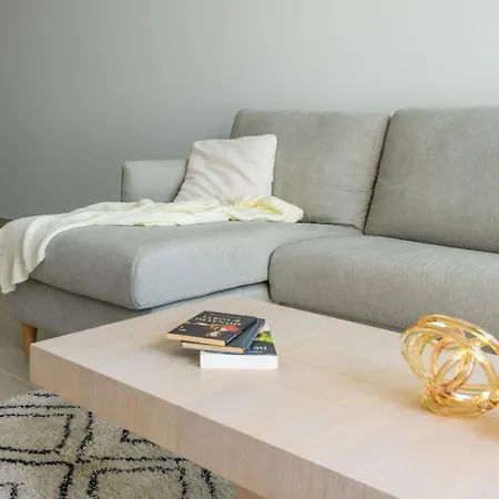 Las Colinas Golf & Country Club Residences Villa *