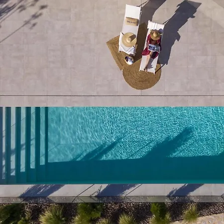 Las Colinas Golf & Country Club Residences Villa