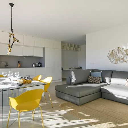 Las Colinas Golf & Country Club Residences Villa *