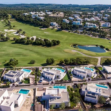 Villa Las Colinas Golf & Country Club Residences
