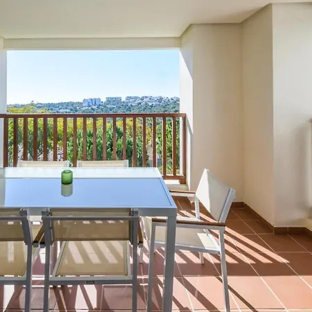 Las Colinas Golf & Country Club Residences Villa *