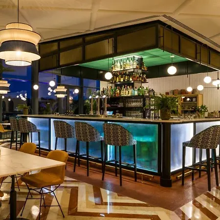 Villa Las Colinas Golf & Country Club Residences