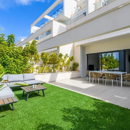 Villa Las Colinas Golf & Country Club Residences